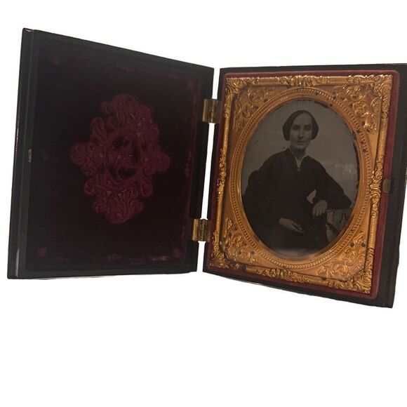 Antique Union Case Thermoplastic Daguerreotype Sweetheart Black & White Image - Picture 8 of 11